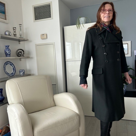 Lady's Elegant  Light Weight Cashmere Coat - Picture 8 of 12